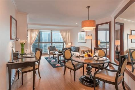 discovery suites manila